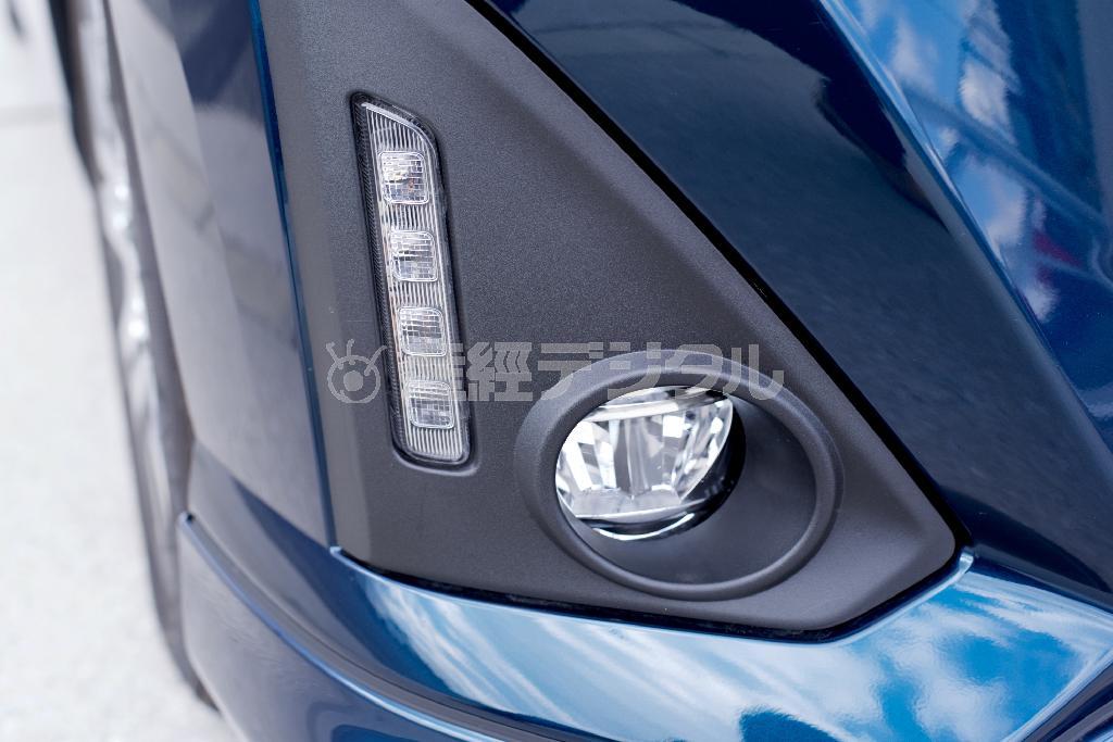 フォグランプもＬＥＤ。ダイハツ・トール