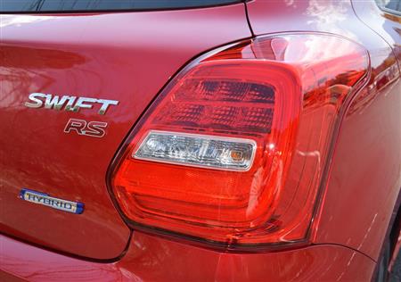 立体感のあるリヤコンビランプ