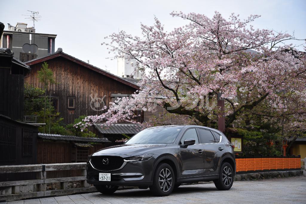 京都・祇園にて。マツダ・ＣＸ－５