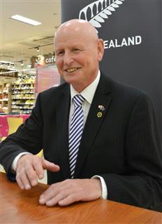 インタビューに応じるニュージーランド食肉大手、アンズコ・フーズのグレアム・ハリソン会長=17日、東京都品川区 インタビューに応じるニュージーランド食肉大手、アンズコ・フーズのグレアム・ハリソン会長=17日、東京都品川区