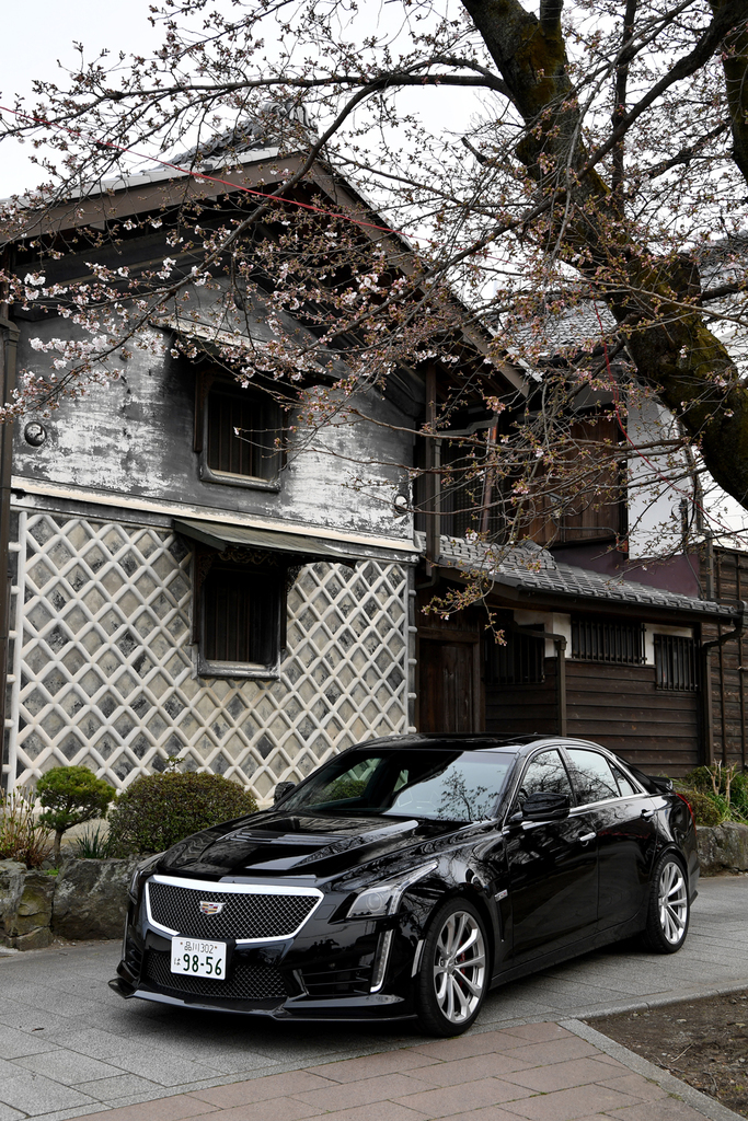 キャデラックの高性能スポーツセダン「ＣＴＳ－Ｖ」