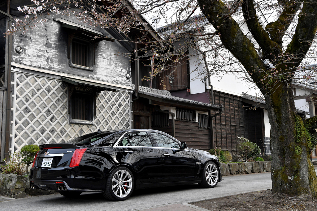 キャデラックの高性能スポーツセダン「ＣＴＳ－Ｖ」