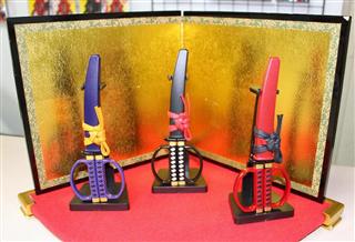ニッケン刃物が販売している「日本刀はさみ」