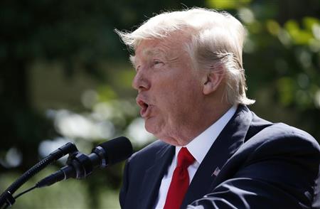パリ協定からの脱退を発表するドナルド・トランプ米大統領。背景には中国経済の追い上げに対する焦りがあるとみられる＝１日、米ワシントンのホワイトハウス・ローズガーデン（ロイター）