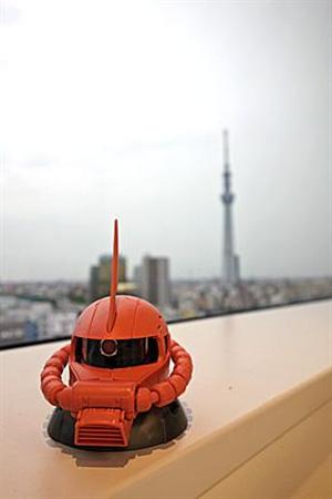 バンダイの本社から東京スカイツリーを眺めることができる（C）創通・サンライズ