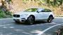山中湖村を走るボルボの「Ｖ９０クロスカントリー」
