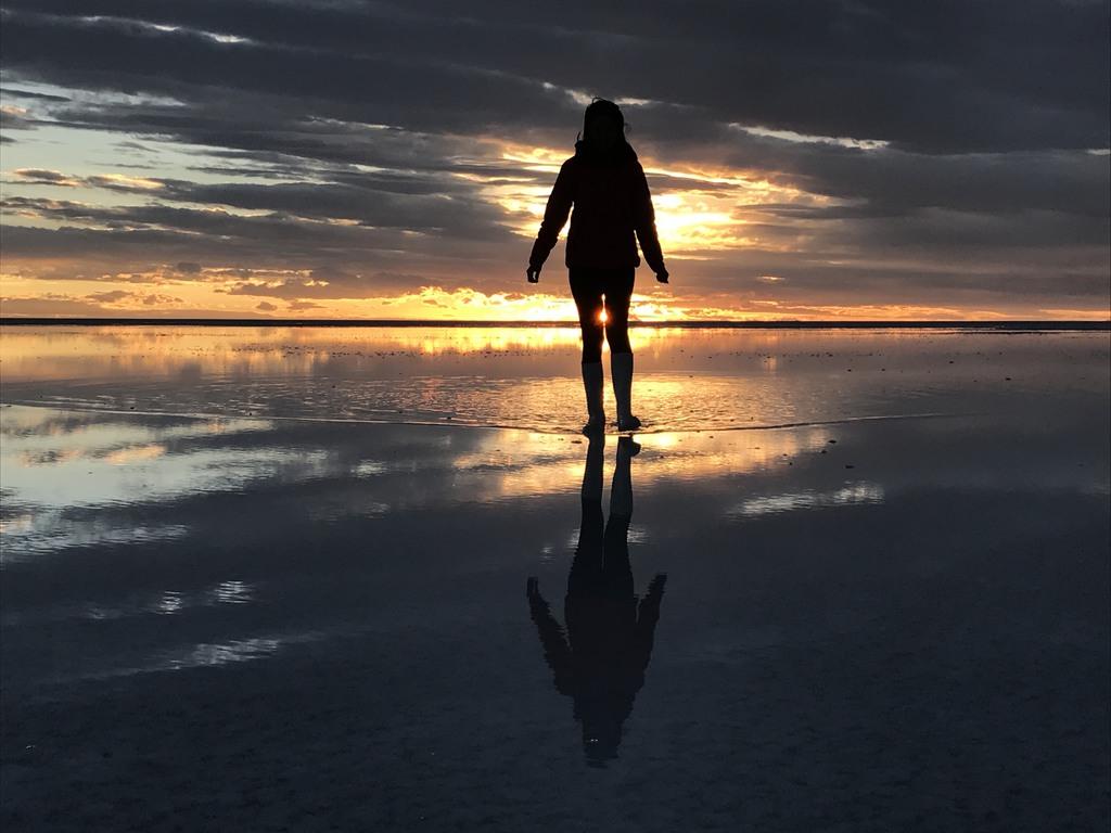 野辺さんの南米一人旅。ウユニ塩湖にて