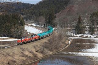 磐梯町付近は磐越西線の「難所」（日本石油輸送提供）
