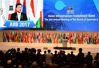 １６日、韓国・西帰浦で行われたＡＩＩＢの第２回年次総会開幕式（共同）