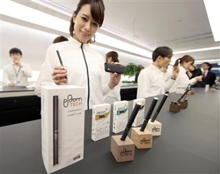 ＪＴは「プルーム・テック」の専門店を開き、ファンの獲得を狙う＝東京・銀座