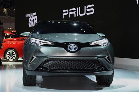 ２０１５年東京モーターショーに出展されたコンセプトモデル。同じアングルの市販車の画像と比べてみよう。トヨタ・Ｃ－ＨＲ