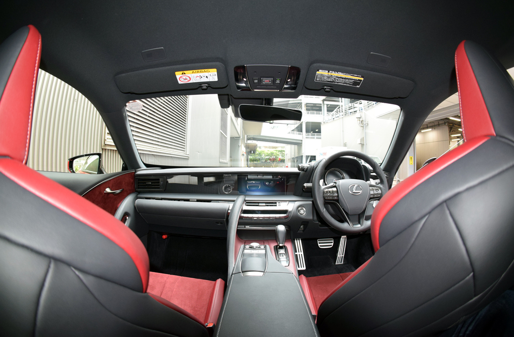 ＬＣのインテリア（魚眼レンズを使用）