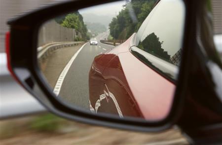 リヤフェンダーの張り出しがなかなかエグい。慣れるまでカーブを曲がるときは要注意！