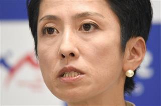 記者会見する民進党の蓮舫代表＝１８日午後、東京・永田町の民進党本部（酒巻俊介撮影）
