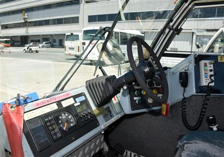 トーバーレストラクターの運転席