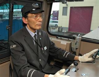 石油輸送を担った運転士の一人、ＪＲ貨物の渡辺勝義さん