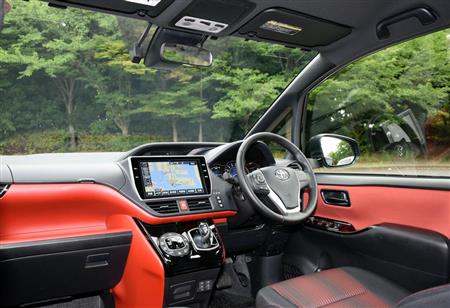 とにかく窓が大きくて開放感たっぷり