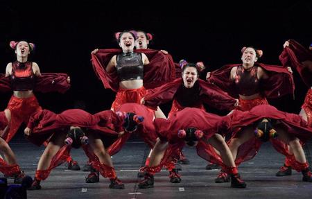 高校ダンス部選手権 群馬 伊勢崎清明 表情変化でアピール Sankeibiz サンケイビズ