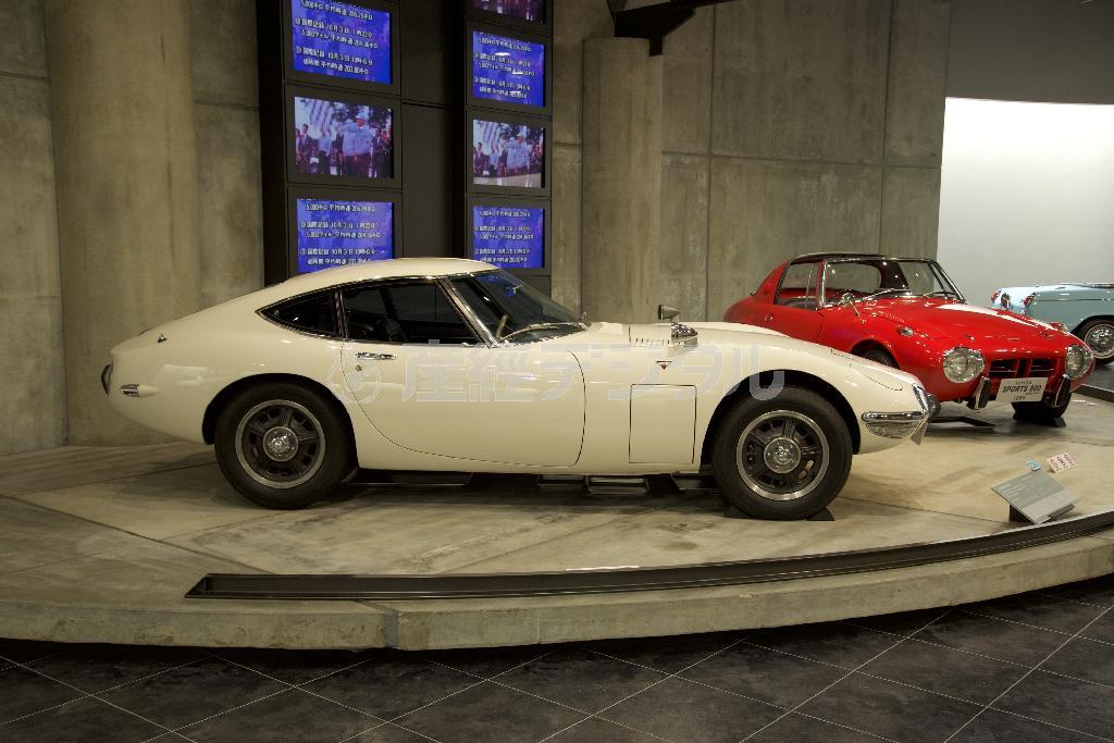 フェンダーミラーでも全然ダサくない。トヨタ博物館２０００ＧＴ特別展