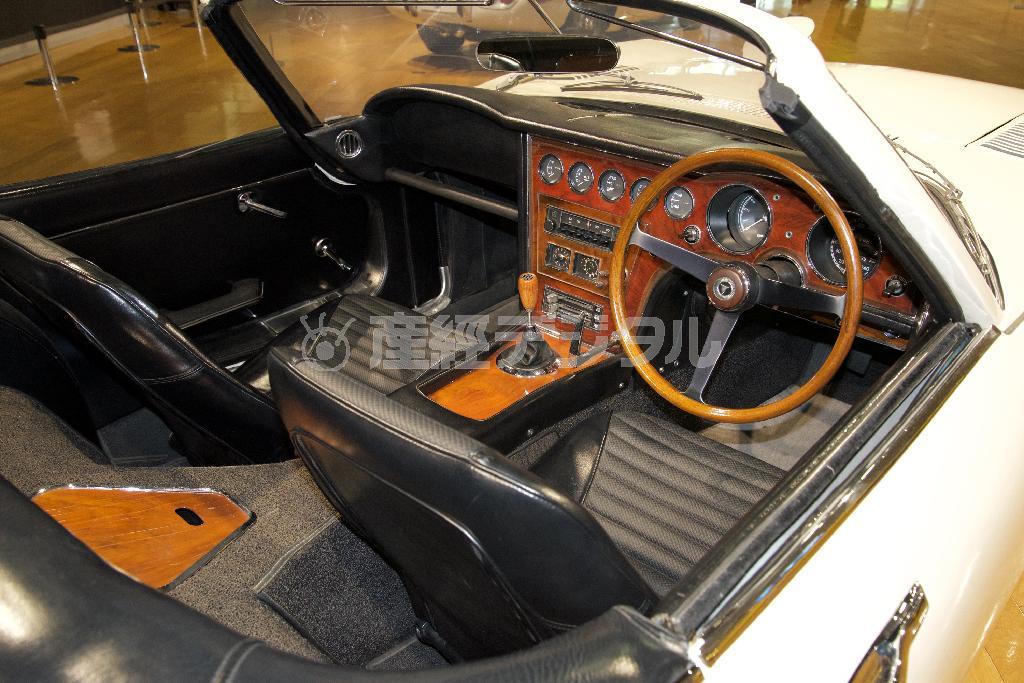 やばい、欲しくなる…買えないけど。トヨタ博物館２０００ＧＴ特別展