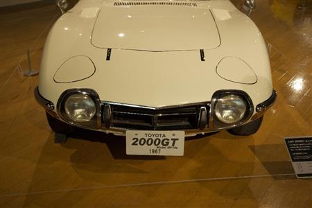 前期型のフロントマスク。トヨタ博物館２０００ＧＴ特別展