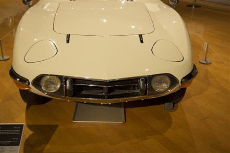こちらは後期型。ヘッドライトが小型化されすっきり。前期型とどちらが好み？トヨタ博物館２０００ＧＴ特別展