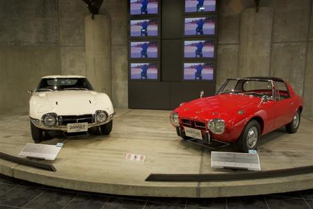 ホント、親子みたいでかわいい。トヨタ博物館２０００ＧＴ特別展