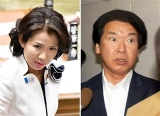 豊田真由子衆院議員（左）と政策秘書を辞職した青森県板柳町の松森俊逸町議