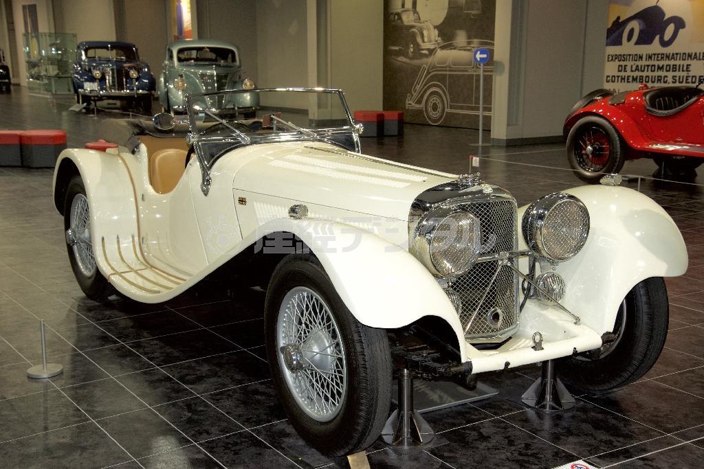 ＳＳ・ジャガー１００（１９３７年・英）。トヨタ博物館