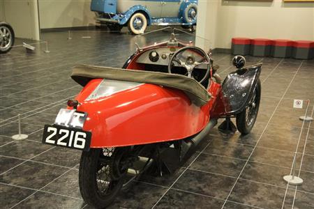 …３輪でした。モーガン・エアロ（１９２２年・英）。トヨタ博物館