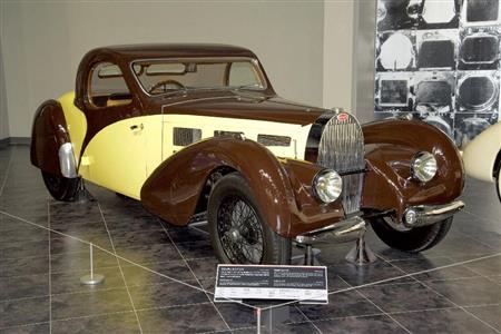 ブガッティ・タイプ５７Ｃ（１９３８年・仏）。トヨタ博物館