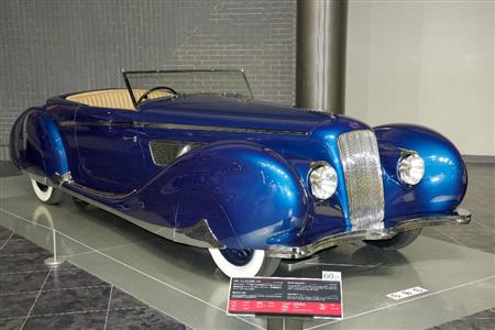 ドラージュ・タイプＤ８－１２０（１９３９年・仏）。トヨタ博物館