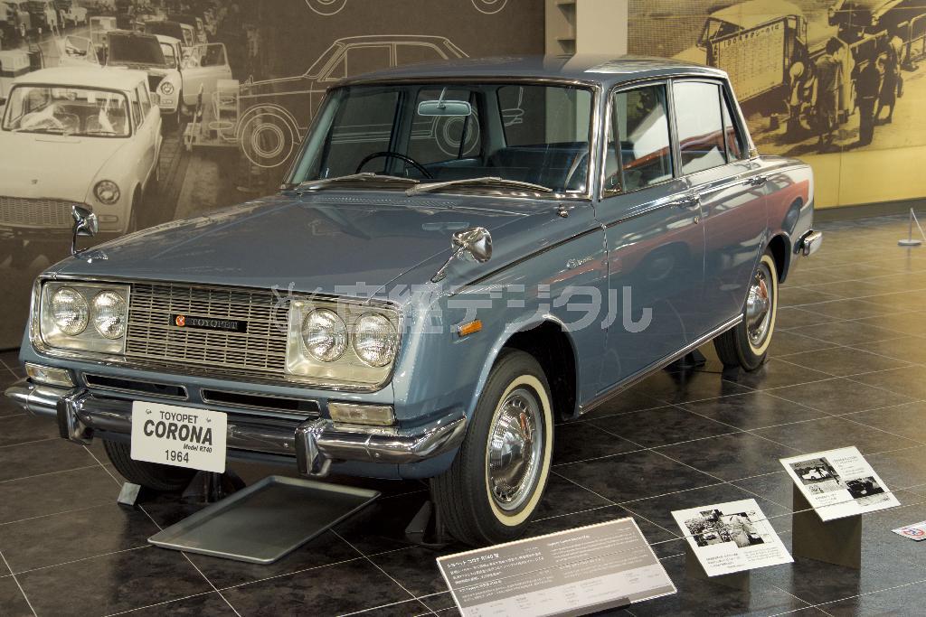 トヨペット・コロナＲＴ４０型（１９６４年・日）。トヨタ博物館