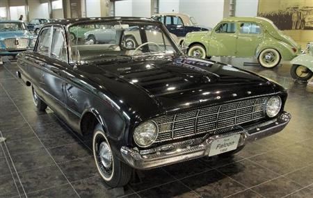 フォード・ファルコン（１９６０年・米）。トヨタ博物館