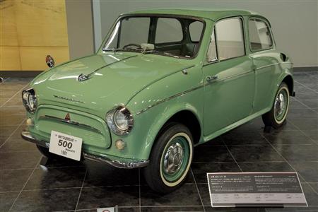 販売価格は３９万円！国民車構想に基づいて作られた三菱・５００Ａ１１型（１９６１年・日）。トヨタ博物館