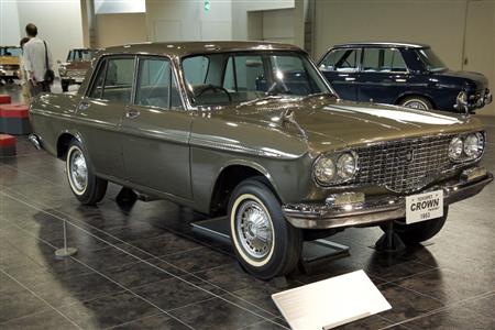 トヨペット・クラウンＲＳ４１型（１９６３年・日）。トヨタ博物館