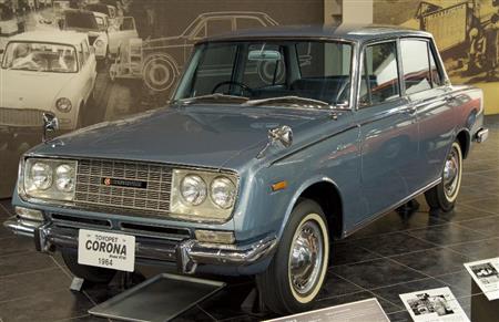 トヨペット・コロナＲＴ４０型（１９６４年・日）。トヨタ博物館