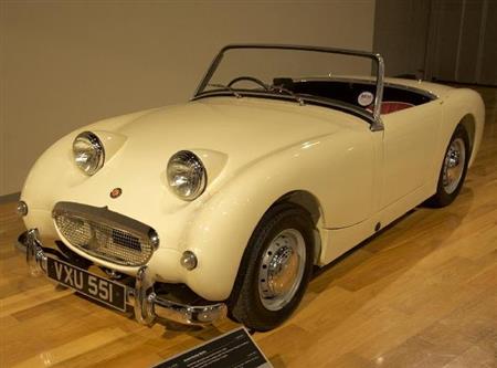 最後の４台は、前々回取り上げた２０００ＧＴの特別展示を含む「バックヤード収蔵庫展」から。オースチン・ヒーレースプライト（１９５８年・英）。トヨタ博物館