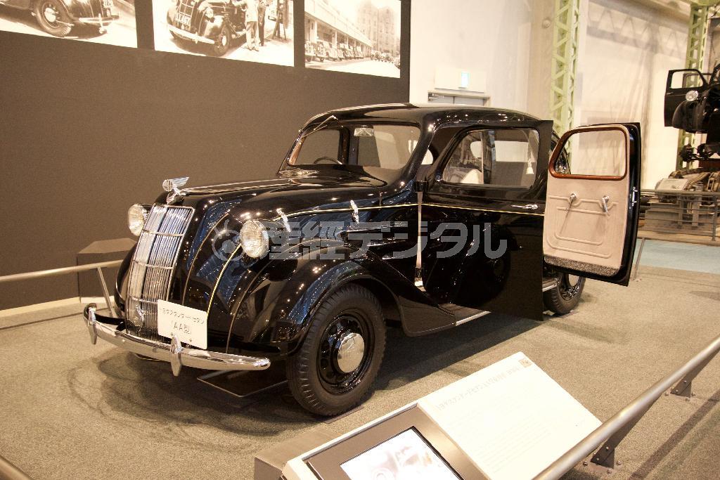 完成したＡＡ型乗用車。この頃はまだ「トヨダ」だった。トヨタ産業技術記念館