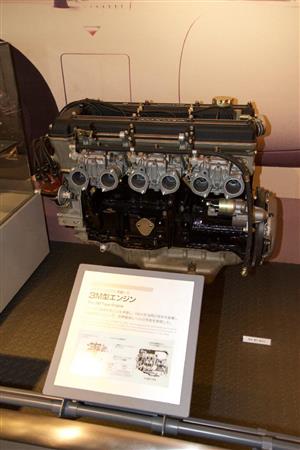 ヤマハと共同開発、２０００ＧＴに搭載したＤＯＨＣ直列６気筒エンジン。トヨタ産業技術記念館