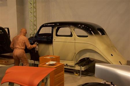 同じく塗装工程。トヨタ産業技術記念館