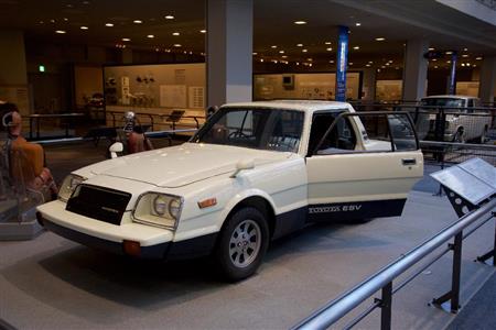 実験安全車、ＥＳＶ。カッコはともかく、今のトヨタの安全技術の礎となった重要なクルマ。トヨタ産業技術記念館