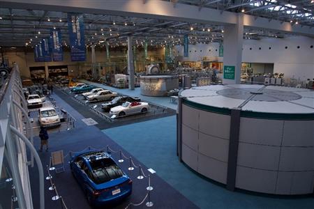 自動車館内部の俯瞰。トヨタ産業技術記念館