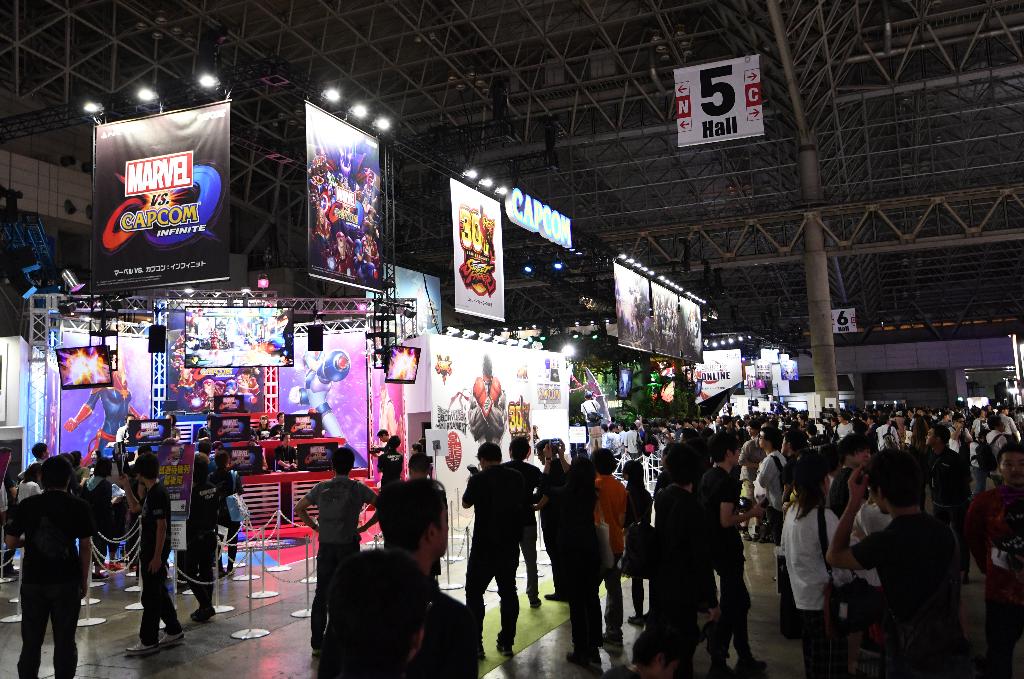 「ＴＯＫＹＯＧＡＭＥＳＨＯＷ２０１７」出展ブース＝２１日午前、幕張メッセ（宮川浩和撮影）