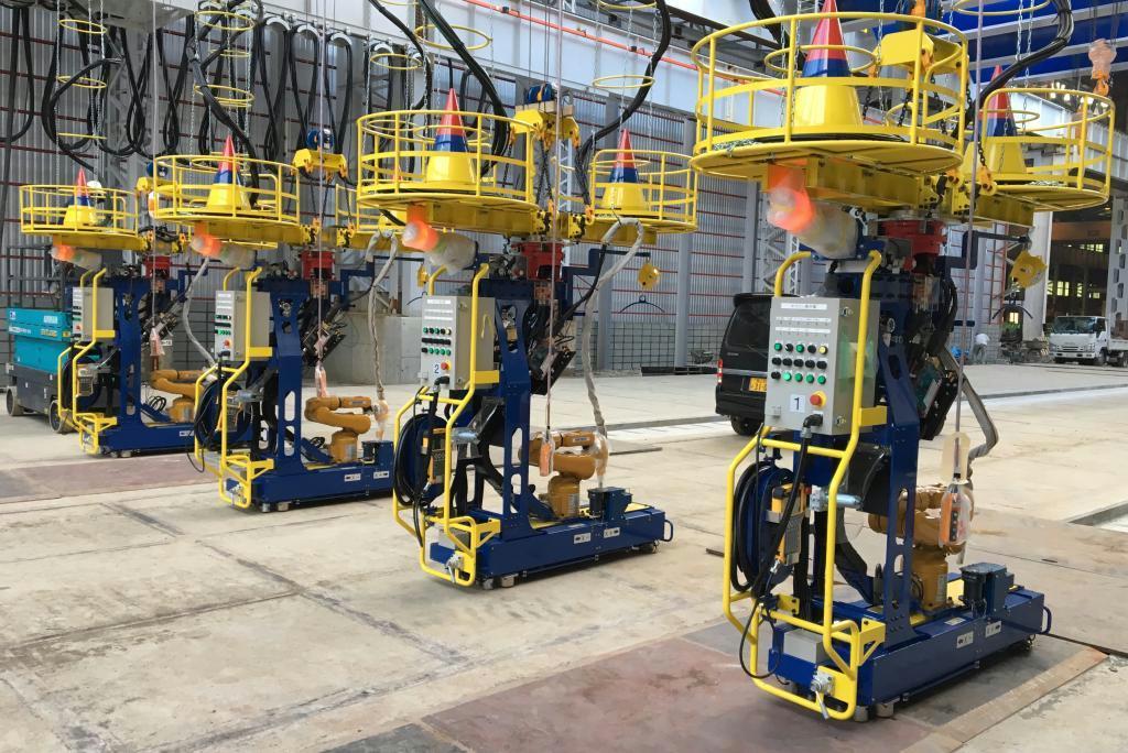 神戸製鋼所が開発した造船業向けの自動溶接システム