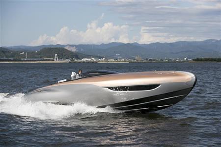 三河湾を駆ける「レクサス・スポーツヨット・コンセプト」