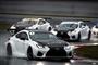 雨の富士を駆けるレクサスの「ＲＣ Ｆ ＧＴコンセプト」