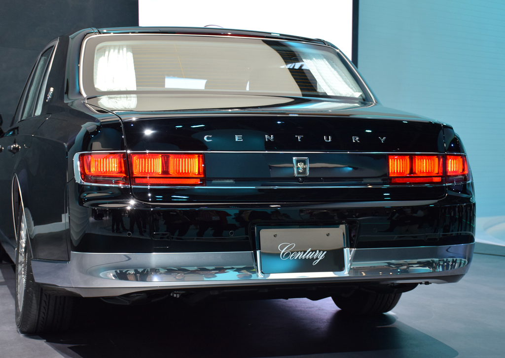 トヨタのセンチュリー（プロトタイプ）