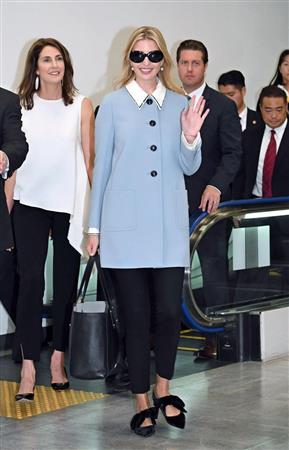 成田空港に到着したトランプ米大統領の長女イバンカ大統領補佐官＝２日午後