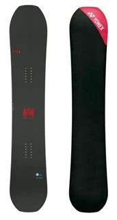 ヨネックス業界最軽量クラスのカーボンスノーボード